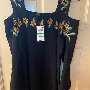 ♠️INC International Concepts Sz L Black Knit Top with Floral Embroidery